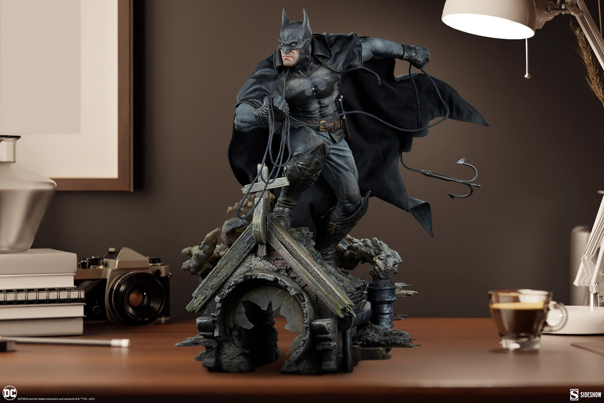 PRE-ORDER: BATMAN: GOTHAM BY GASLIGHT