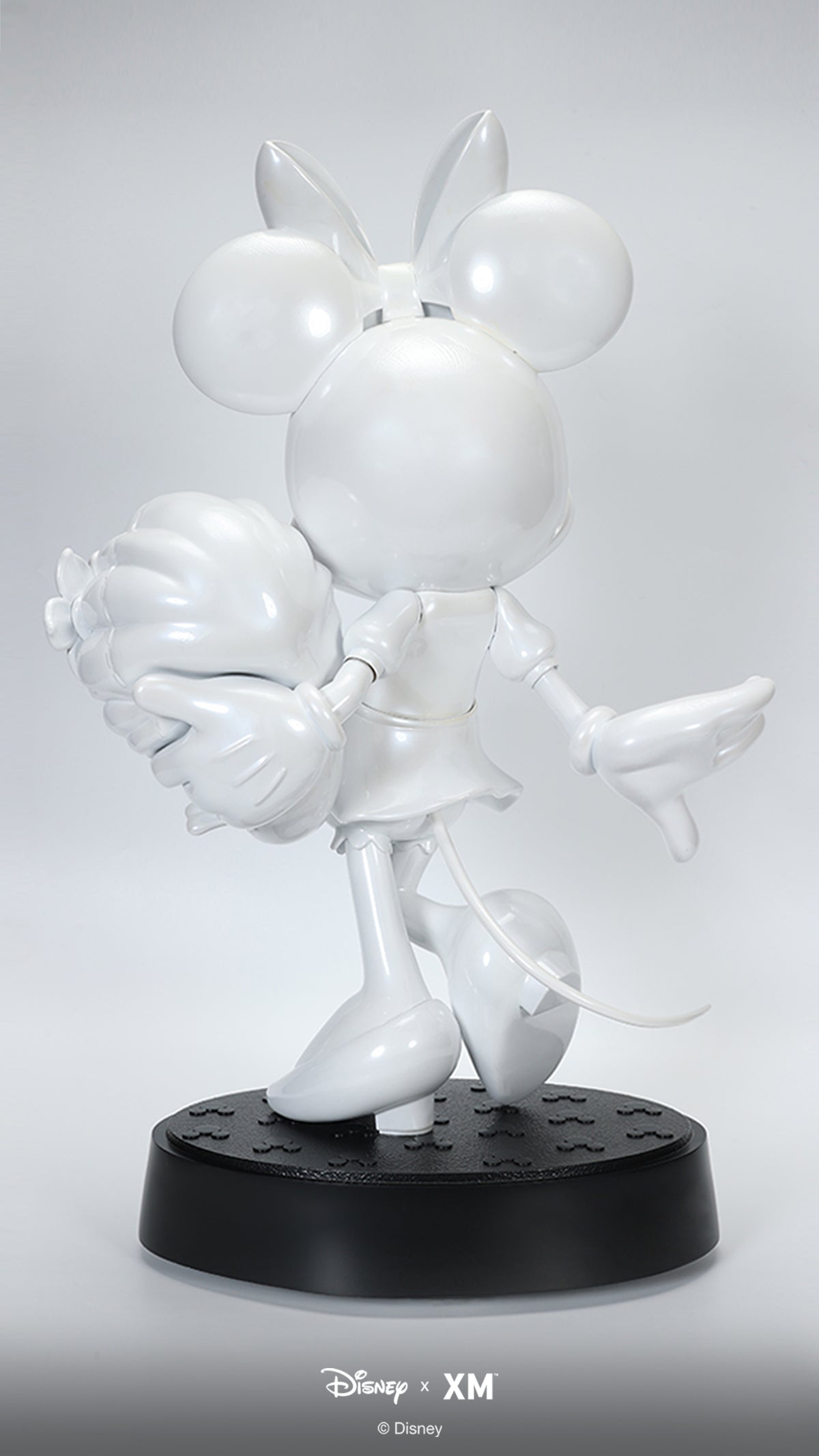 PRE-ORDER: MINNIE MOUSE PEARL WHITE VERSION
