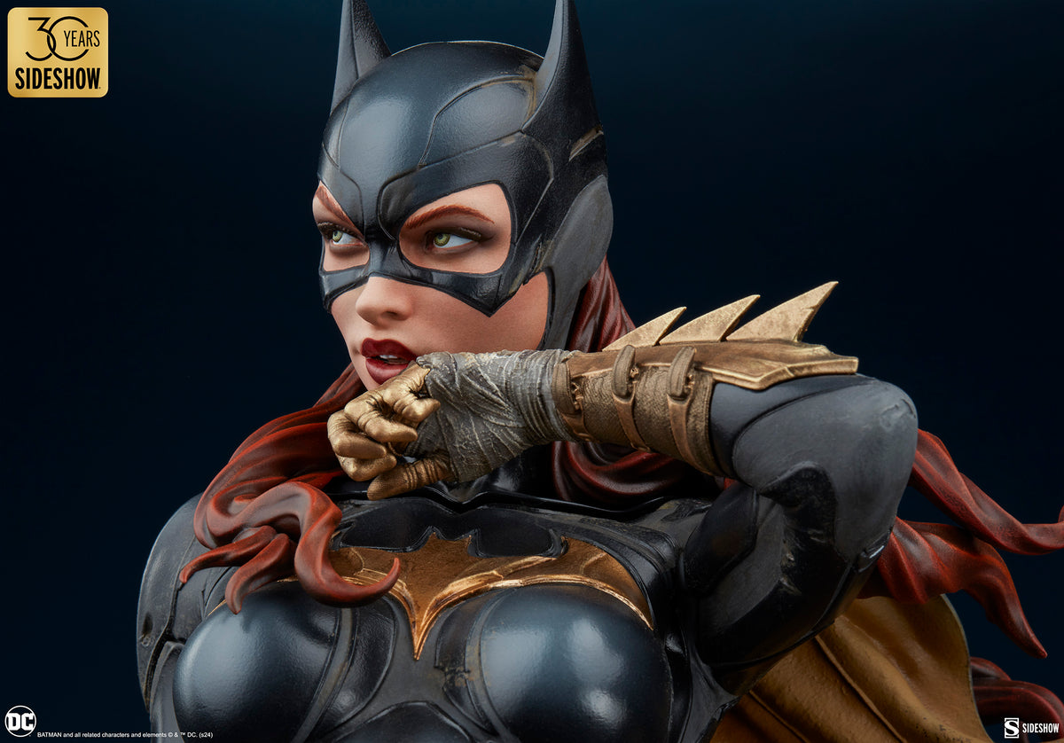 PRE-ORDER: BATGIRL PREMIUM FORMAT STATUE