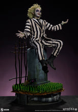 Load image into Gallery viewer, PRE-ORDER: BEETLEJUICE PREMIUM FORMAT