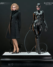 Load image into Gallery viewer, CATWOMAN DUAL VERSION