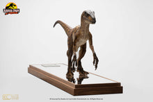 Load image into Gallery viewer, CLEVER GIRL VELOCIRAPTOR MAQUETTE