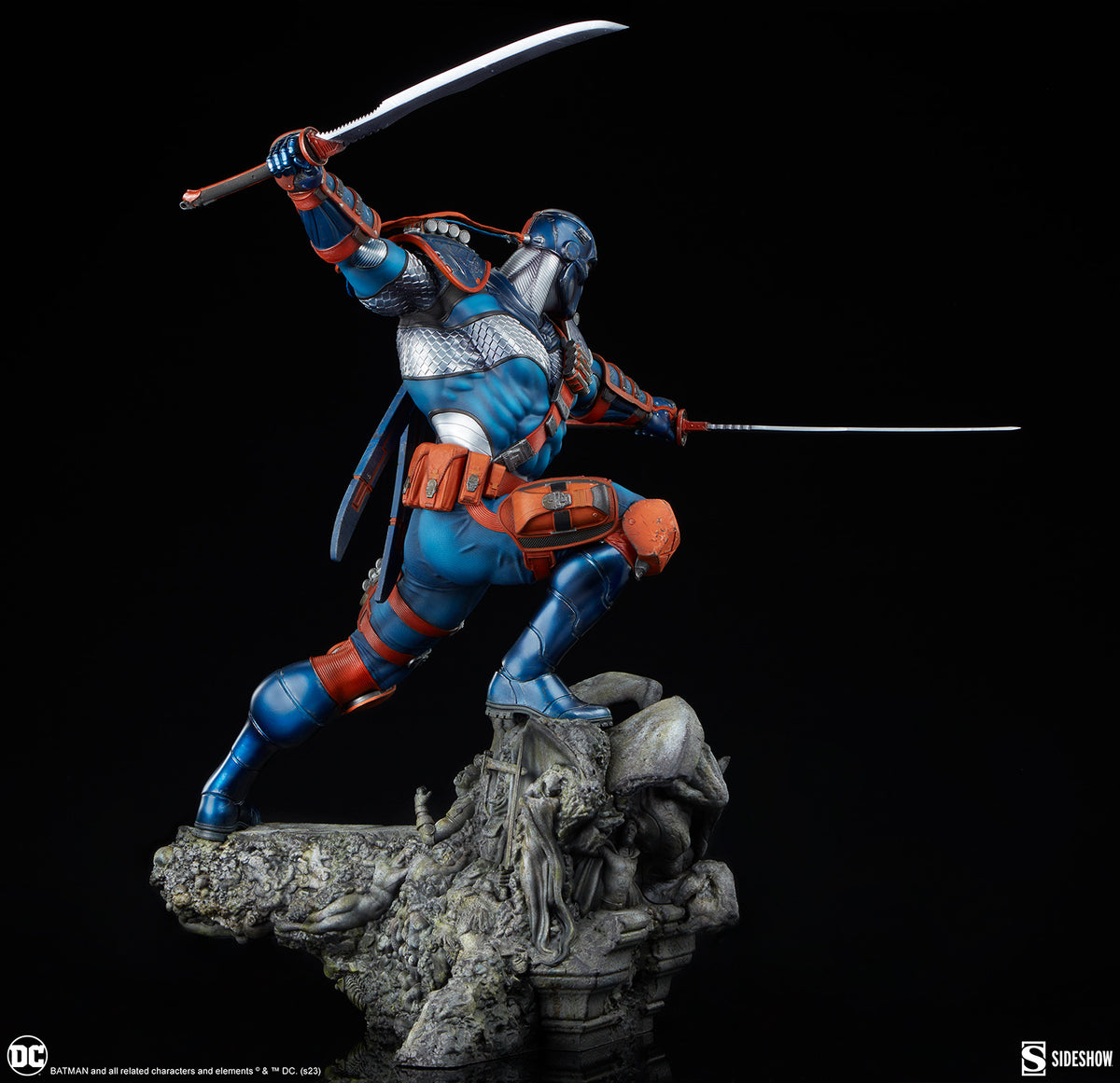 PRE-ORDER: DEATHSTROKE PREMIUM FORMAT STATUE