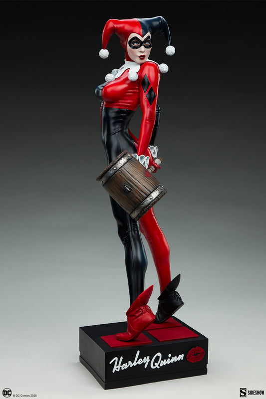 PRE-ORDER: HARLEY QUINN PREMIUM FORMAT