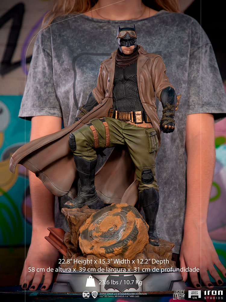 KNIGHTMARE BATMAN LEGACY STATUE