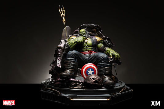 MAESTRO VERSION A STATUE