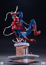 Load image into Gallery viewer, PRE-ORDER: MARVEL SNAP SPIDER-MAN STATUE