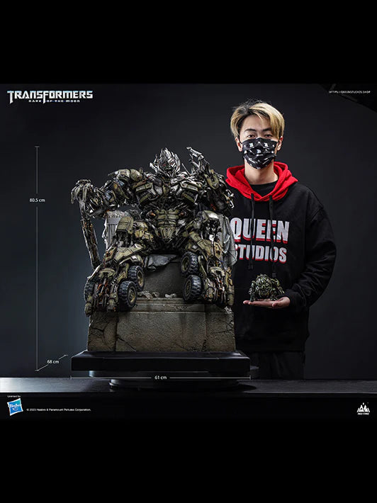 PRE-ORDER: MEGATRON ON THRONE