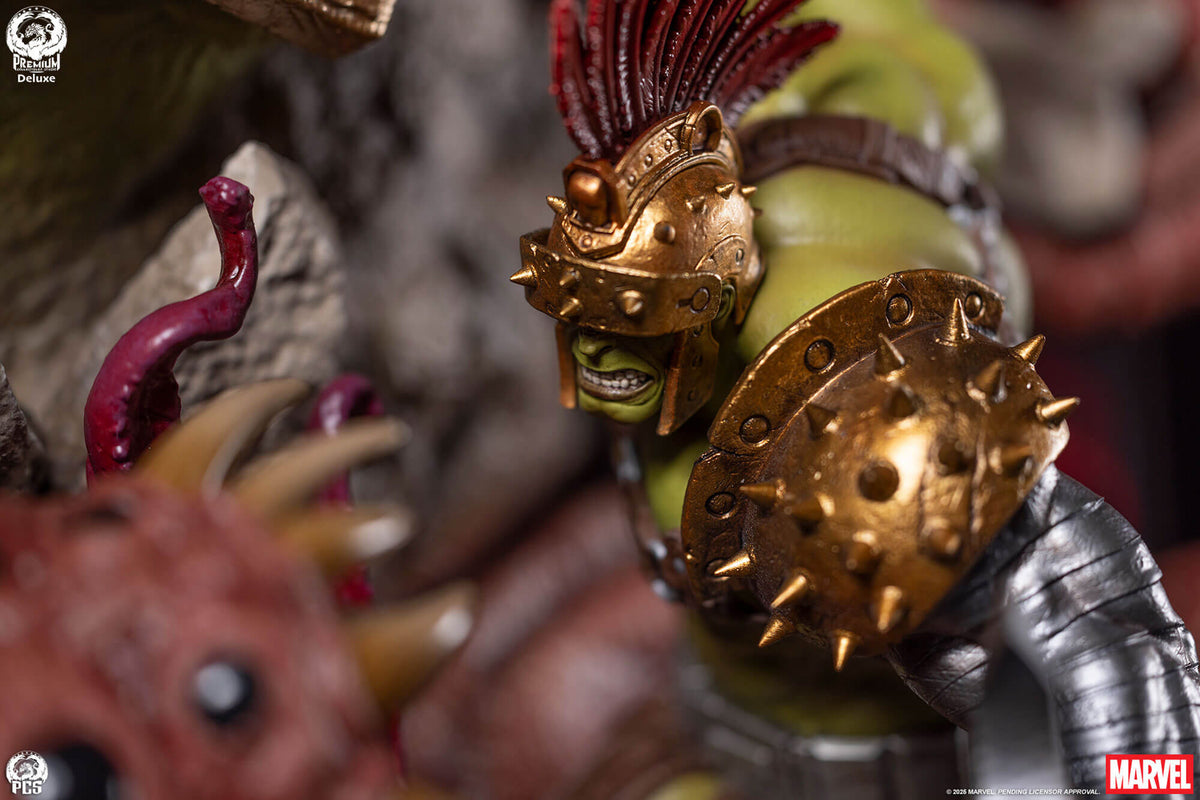 PRE-ORDER: PLANET HULK BUST DELUXE VERSION