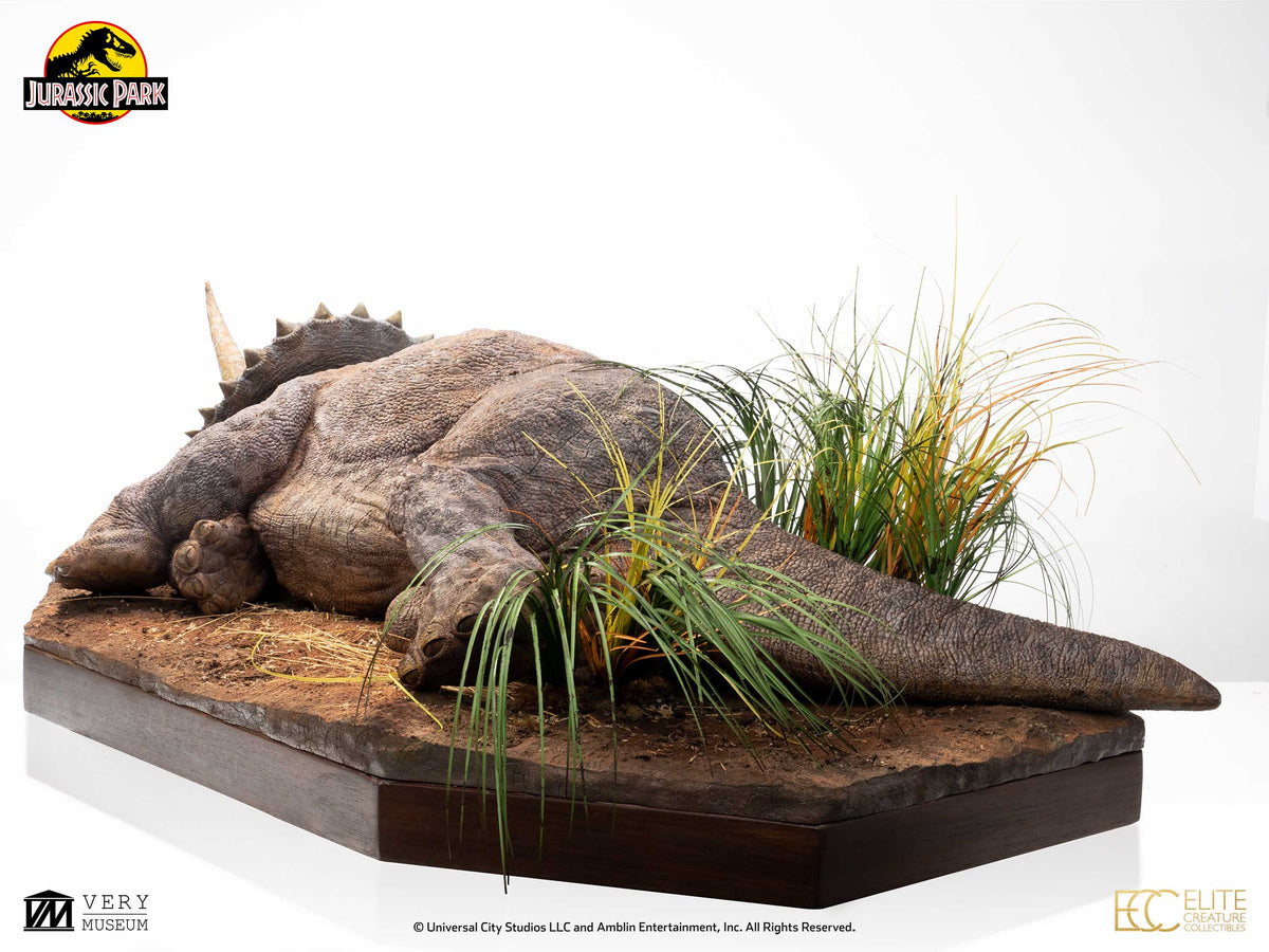 PRE-ORDER: SICK TRICERATOPS MAQUETTE