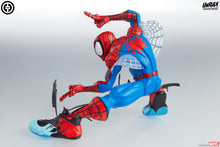 Load image into Gallery viewer, SPIDER-MAN DESIGNER COLLECTIBLE TOY