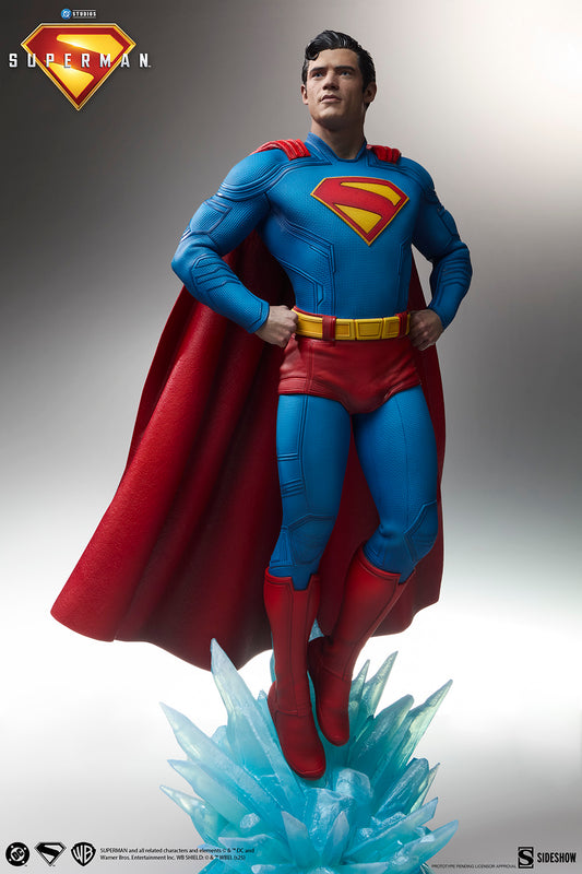 PRE-ORDER: SUPERMAN PREMIUM FORMAT