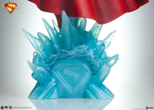 Load image into Gallery viewer, PRE-ORDER: SUPERMAN PREMIUM FORMAT