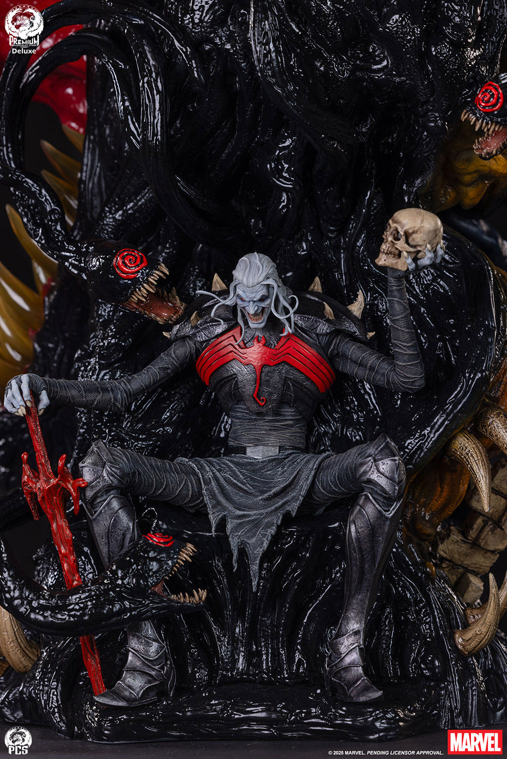 PRE-ORDER: VENOM FINE ART BUST DELUXE VERSION