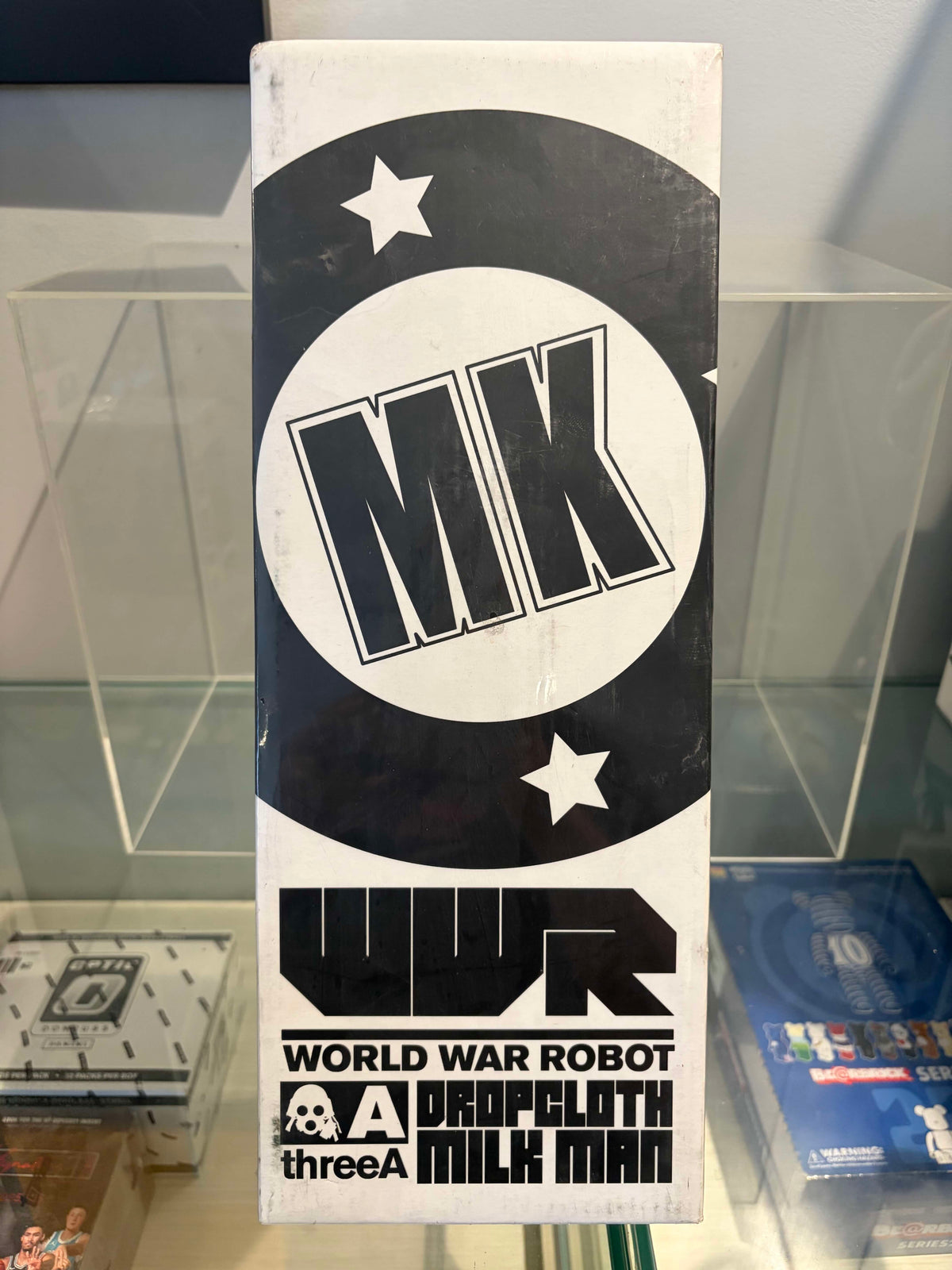 WORLD WAR ROBOT DROPCLOTH MILKMAN SIXTH SCALE