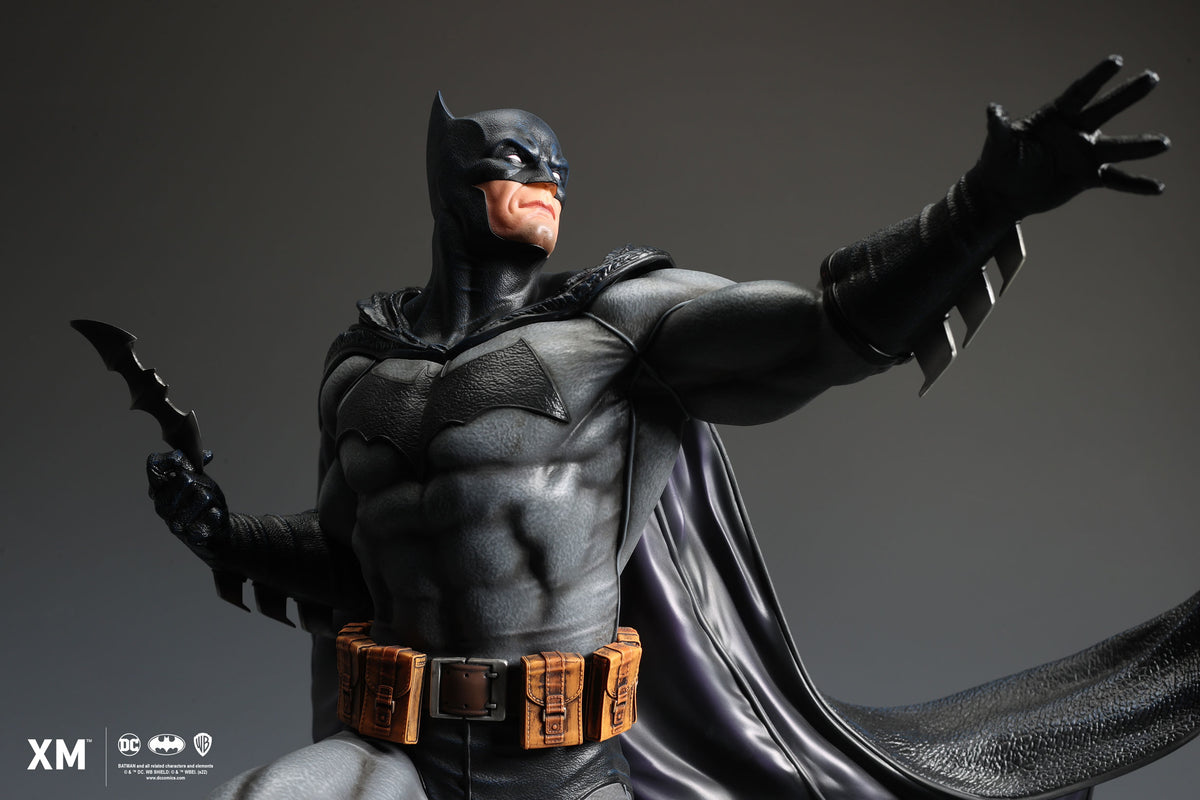 PRE-ORDER: BATMAN CLASSIC QUARTER SCALE