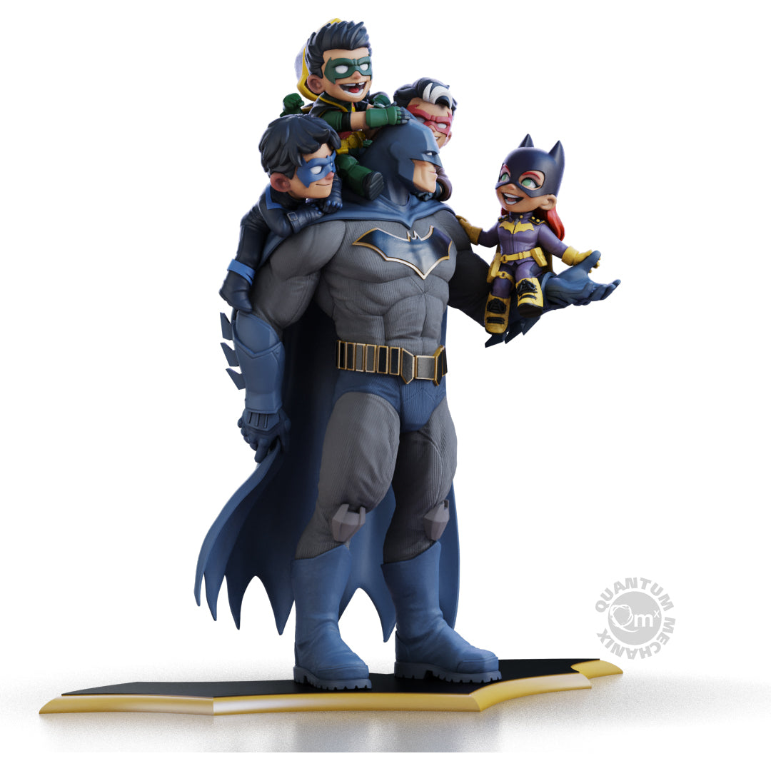 PRE-ORDER: BATMAN FAMILY CLASSIC VERSION