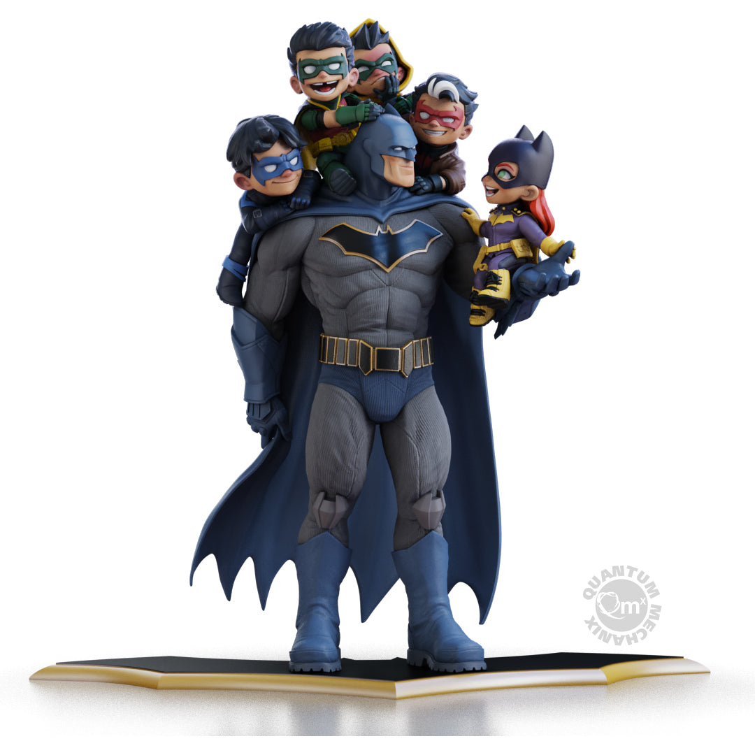PRE-ORDER: BATMAN FAMILY CLASSIC VERSION
