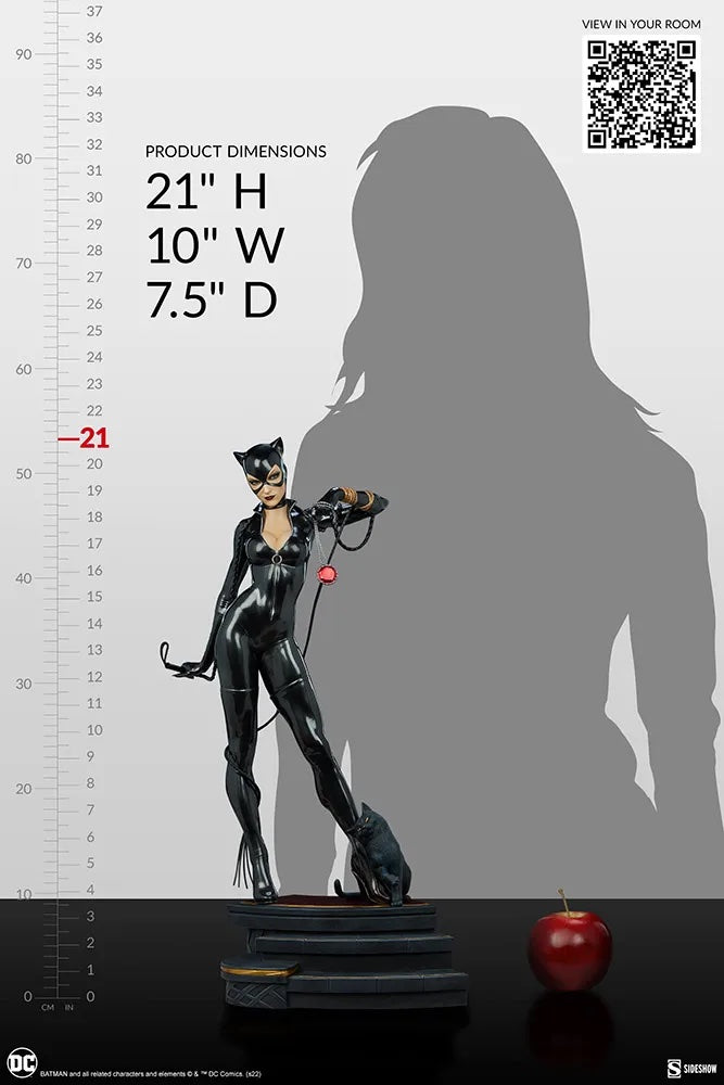 CATWOMAN PREMIUM FORMAT