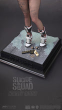 Load image into Gallery viewer, HARLEY QUINN HYPERREAL MOVIE STATUE