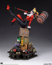 Load image into Gallery viewer, PRE-ORDER: HARLEY QUINN 1/6 SCALE MAQUETTE