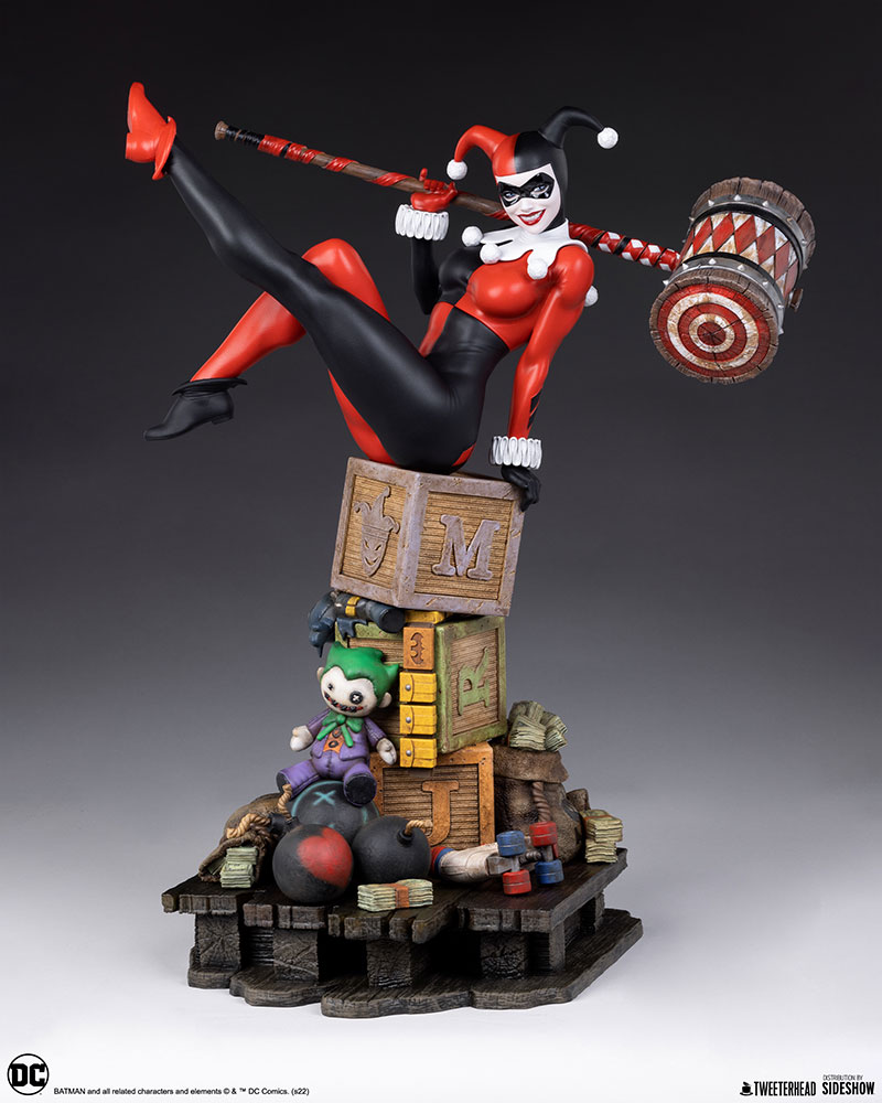 PRE-ORDER: HARLEY QUINN 1/6 SCALE MAQUETTE