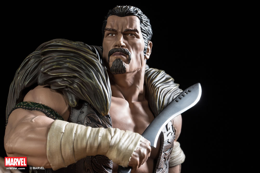 KRAVEN STATUE