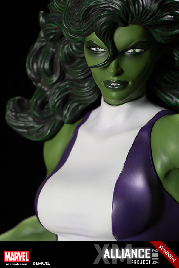 SHE-HULK STATUE