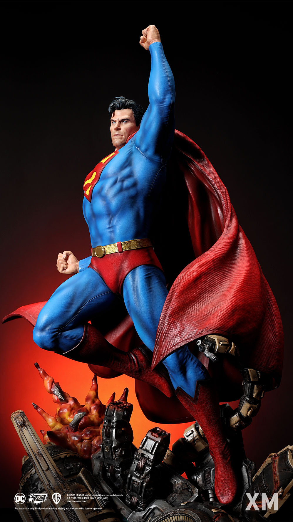 PRE-ORDER: SUPERMAN CLASSIC SIXTH SCALE