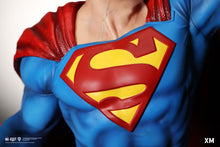 Load image into Gallery viewer, PRE-ORDER: SUPERMAN CLASSIC SIXTH SCALE