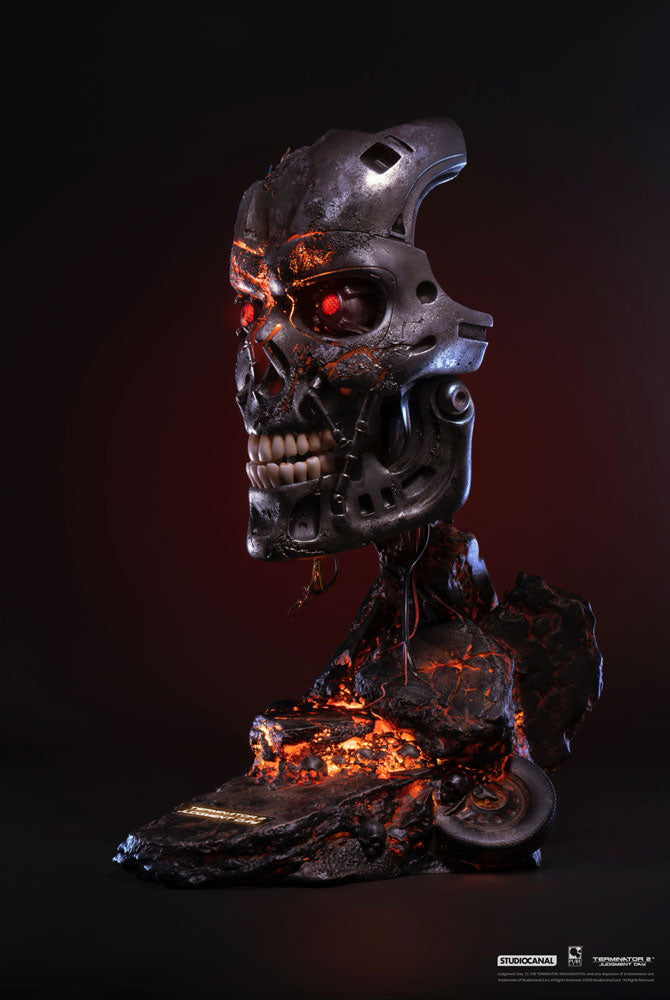 T-800 BATTLE  DAMAGED ART MASK