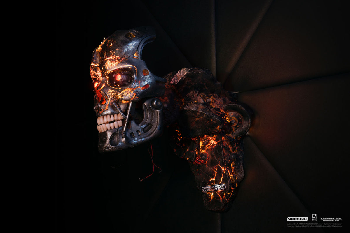 T-800 BATTLE  DAMAGED ART MASK
