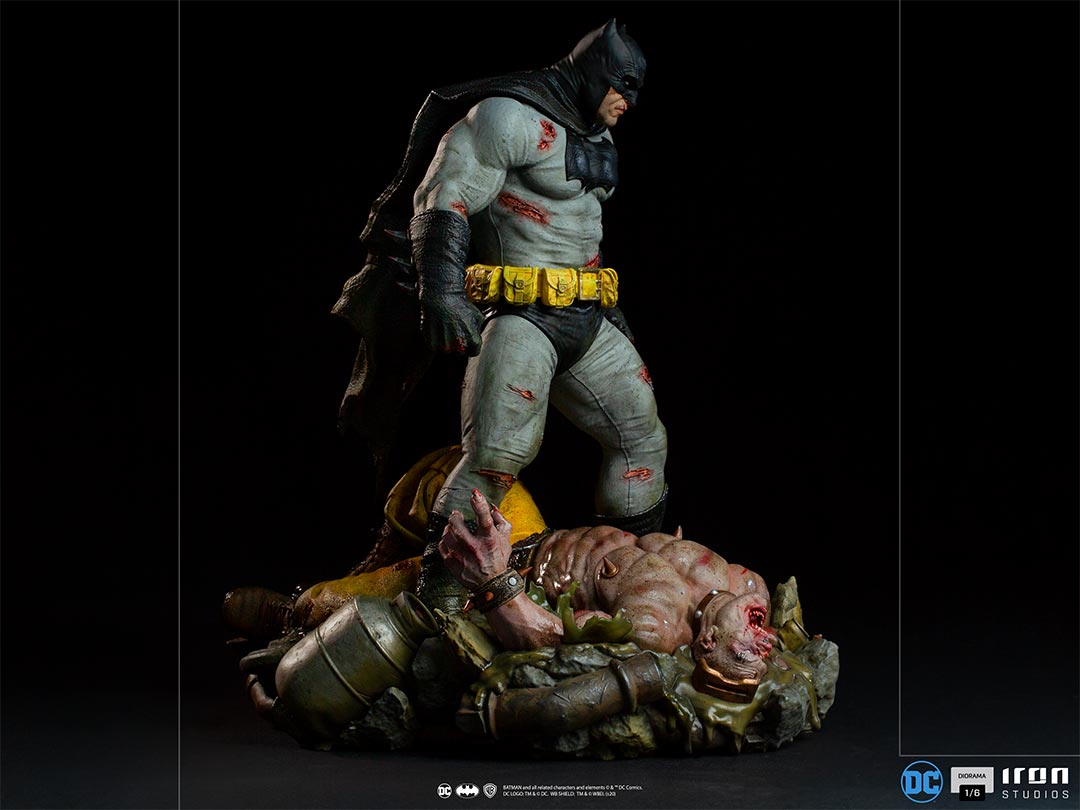 TDKR BATMAN DIORAMA