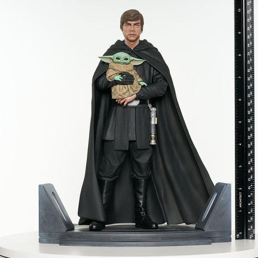 PRE-ORDER: LUKE AND GROGU STATUE