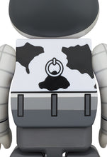 Load image into Gallery viewer, WOODY BLACK AND WHITE 1000% BEARBRICK