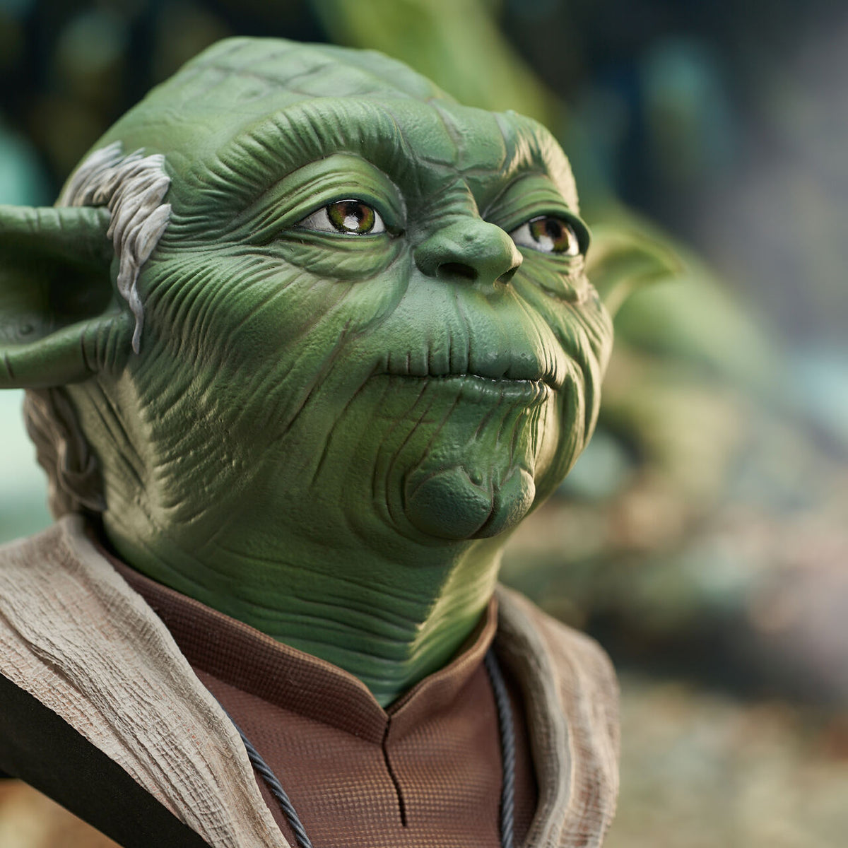 PRE-ORDER: YODA MINI BUST